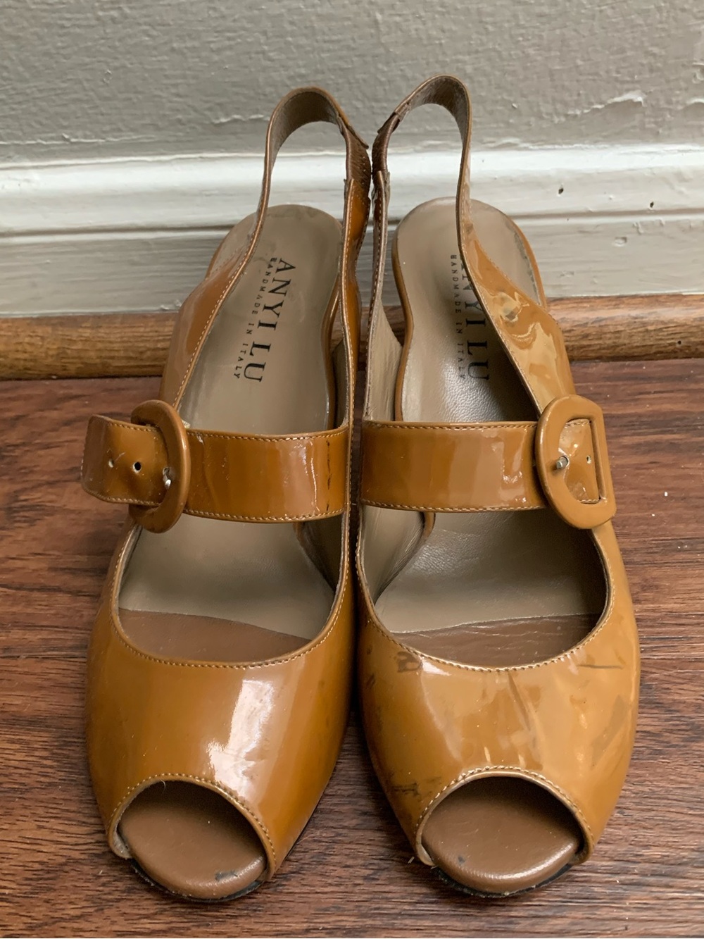 Anyi Lu Women's Tan Patent Slingback Peep-Toe Mules